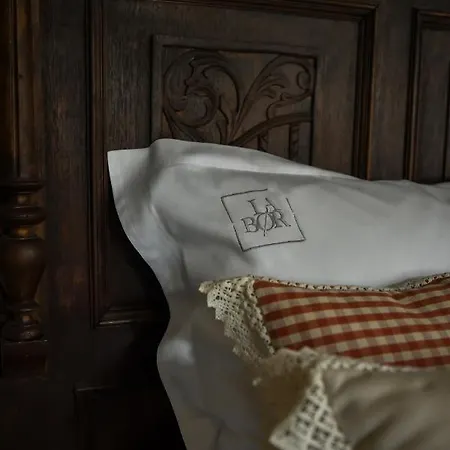 Labor Kvartely Hotel *