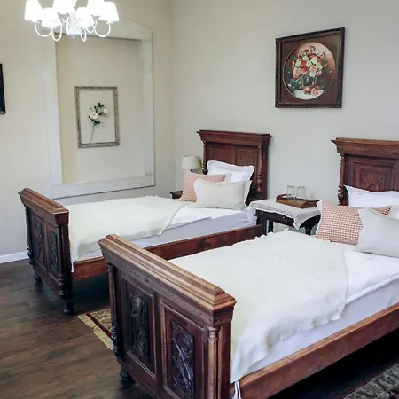 Hotel Labor Kvártély *