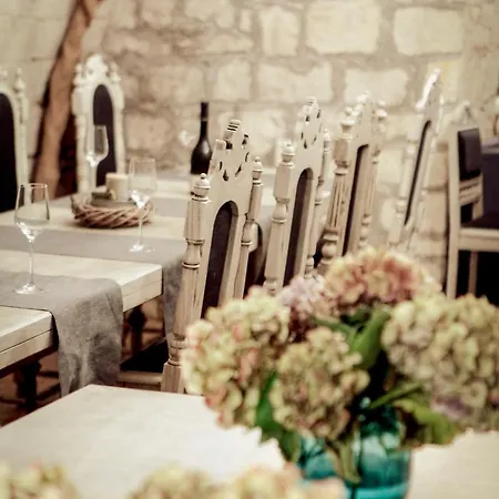 Labor Kvartely Hotel